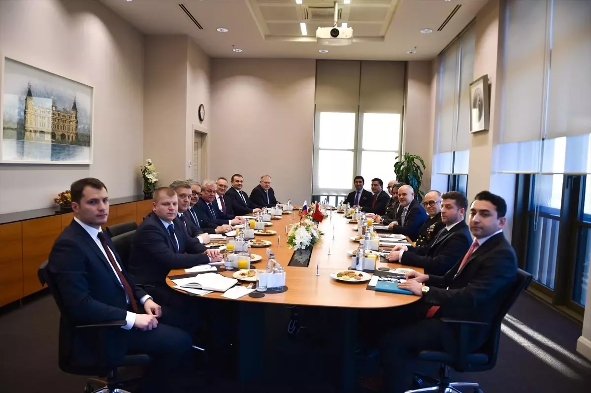 Kılıç ve Lavrentyev’den Görüşme